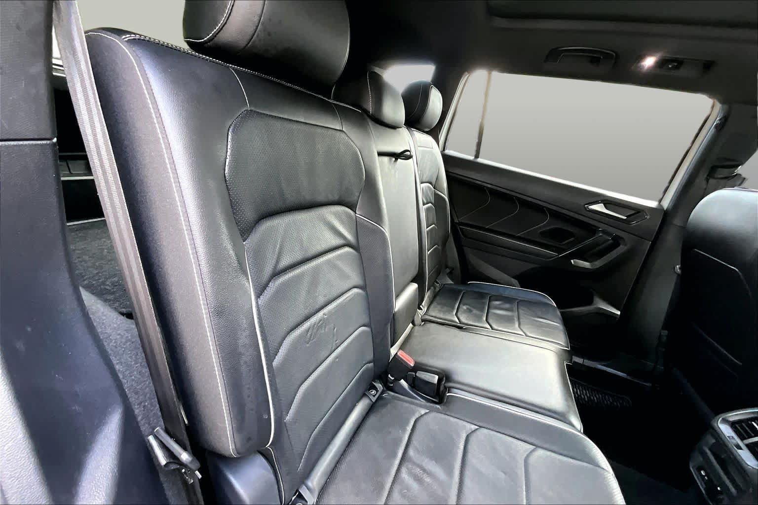 Used 2022 Volkswagen Tiguan SEL R-Line AWD/4WD image 20