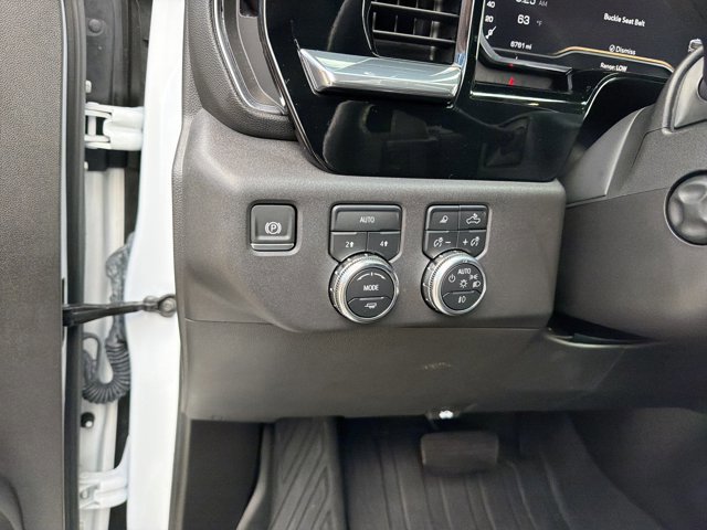Used 2025 GMC Sierra 1500 SLT w/ SLT Premium Plus Package AWD/4WD image 18