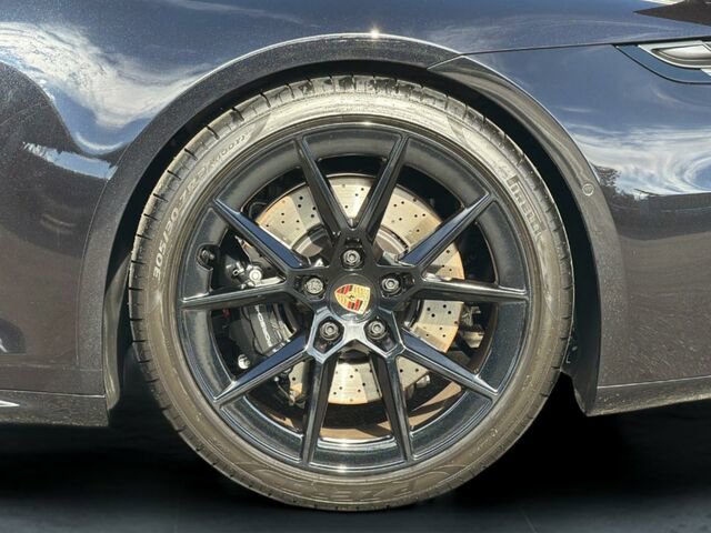 Used 2025 Porsche 911 Carrera S image 34