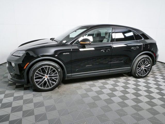 New 2026 Porsche Macan Electric image 2