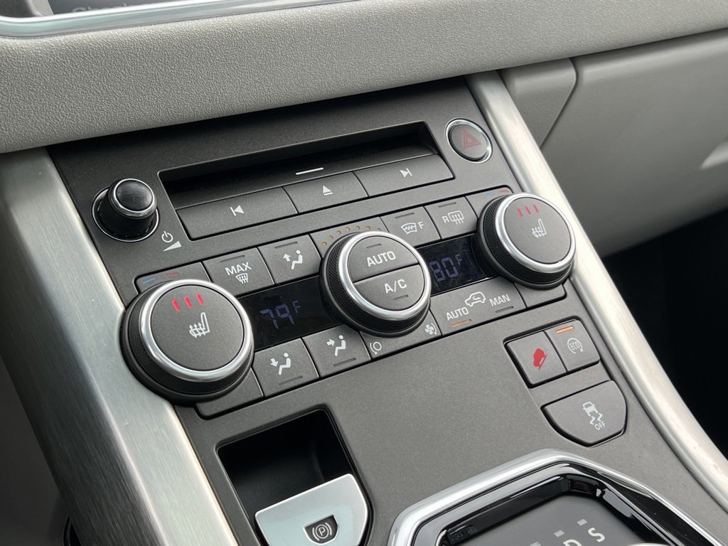 Used 2015 Land Rover Range Rover Evoque Pure Plus image 28