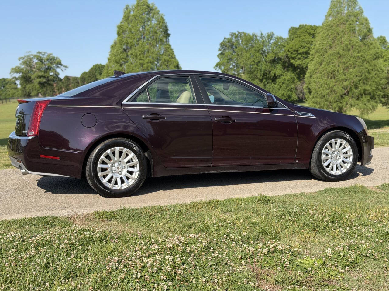 Used 2009 Cadillac CTS 3.6 RWD image 12
