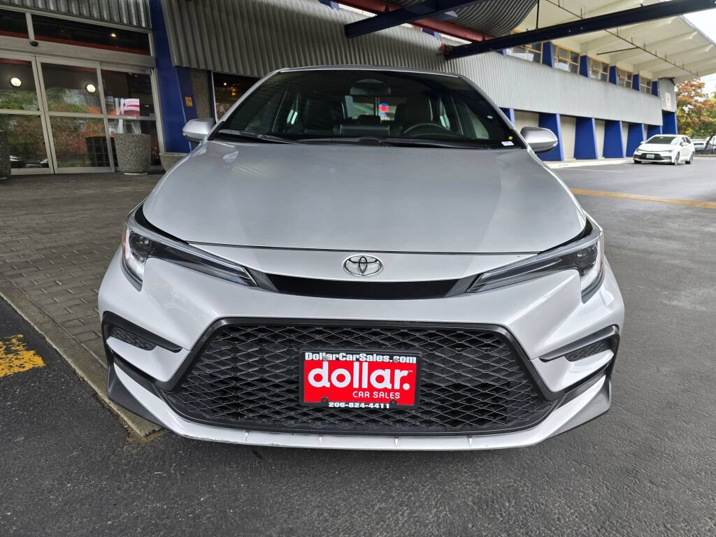 Used 2024 Toyota Corolla XSE FWD image 2
