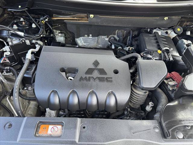 Used 2020 Mitsubishi Outlander SEL AWD/4WD image 21