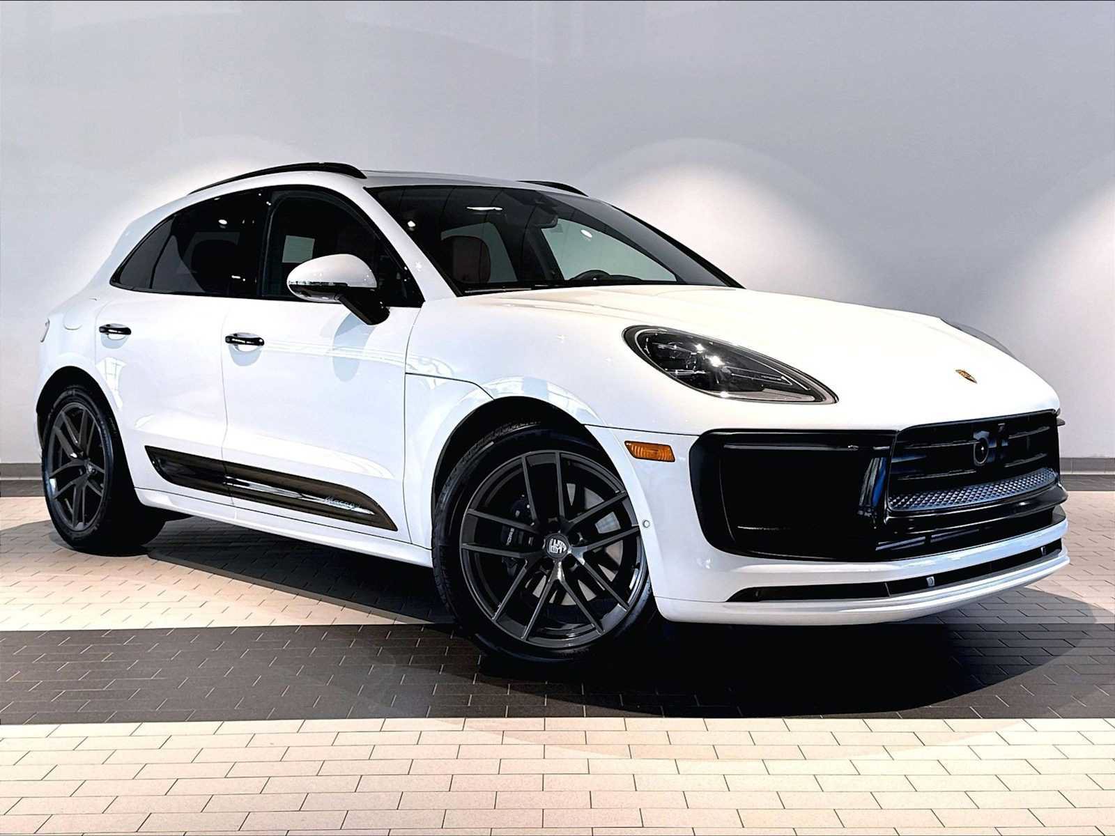 Used 2026 Porsche Macan Turbo AWD/4WD image 12