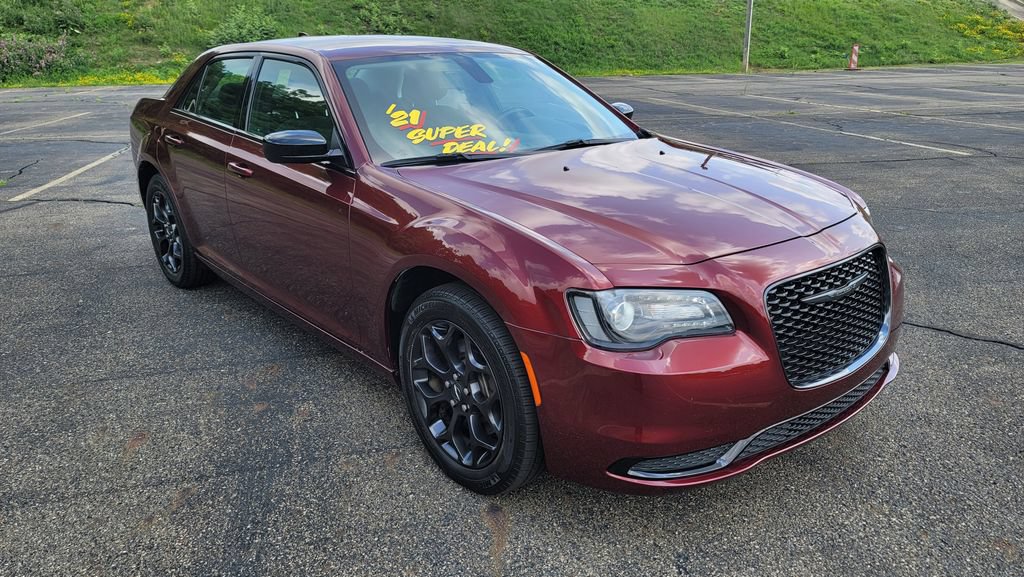 Used 2021 Chrysler 300 Touring w/ Sport Appearance Package AWD/4WD image 16