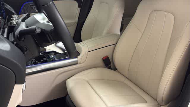Used 2025 Mercedes-Benz GLA 250 4MATIC image 7