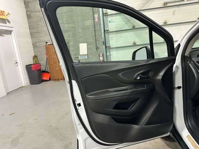 Used 2019 Buick Encore Preferred image 12