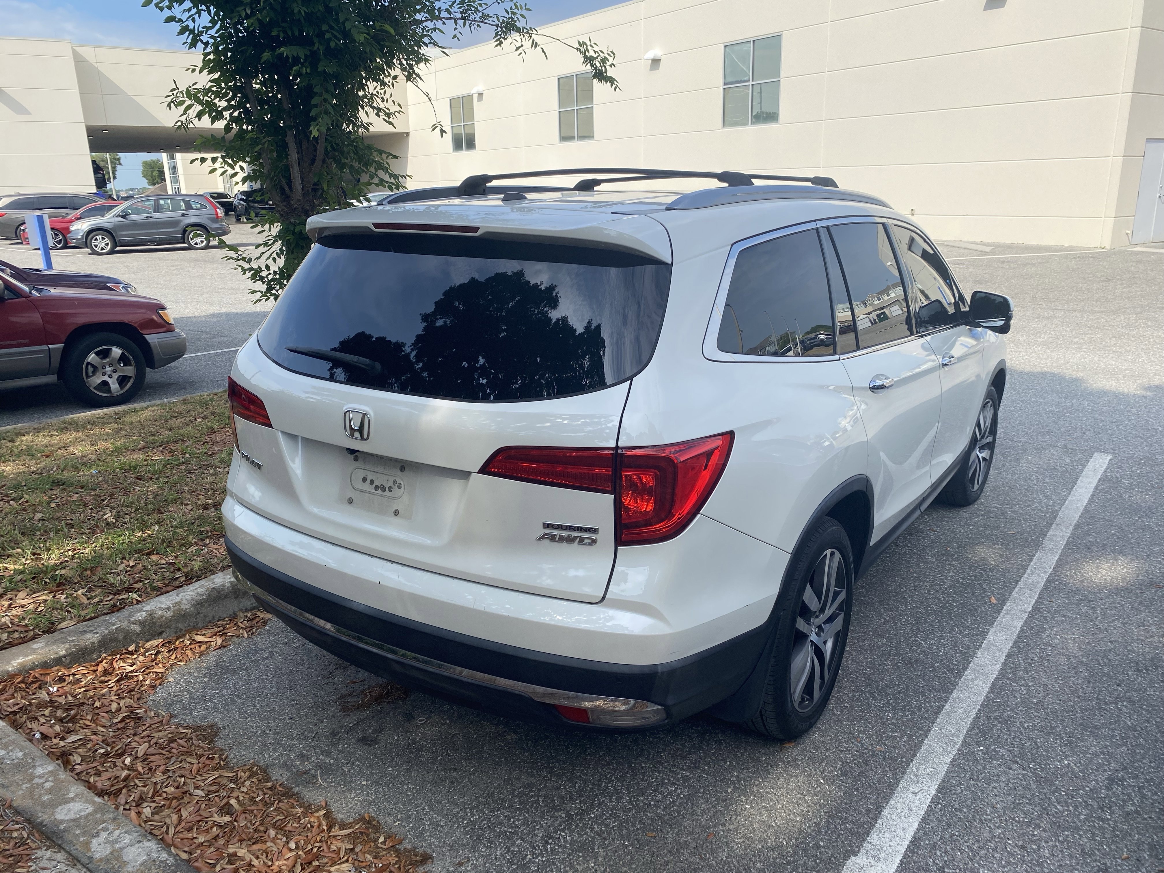 Used 2016 Honda Pilot Touring image 8