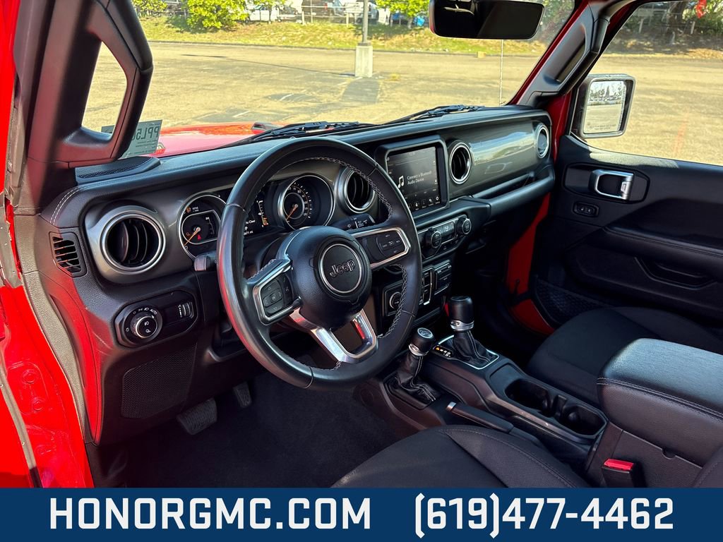 Used 2023 Jeep Gladiator Overland image 12