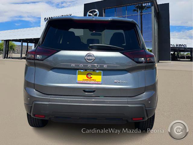 Used 2024 Nissan Rogue SV image 6
