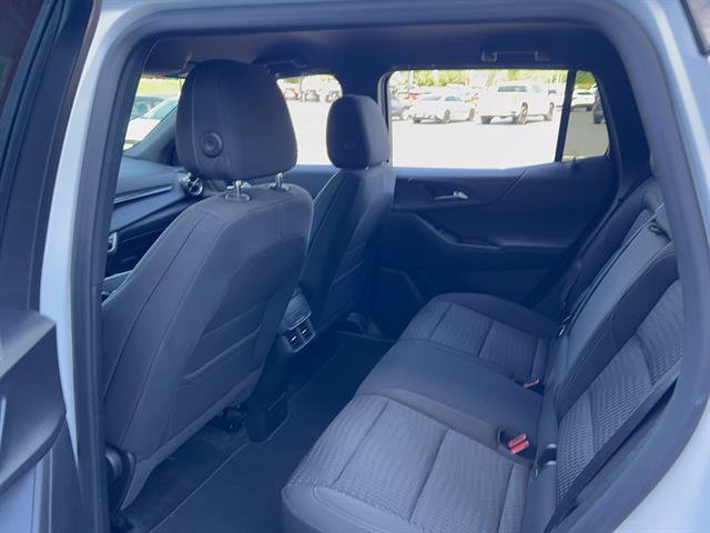 Used 2025 Chevrolet Equinox LT AWD/4WD image 13