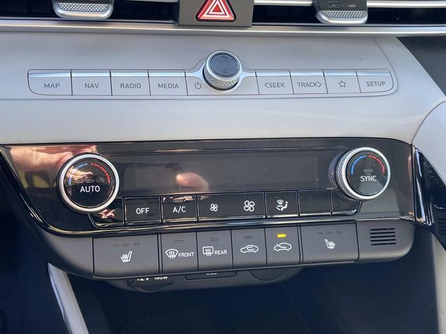 New 2026 Hyundai Elantra Limited FWD image 28