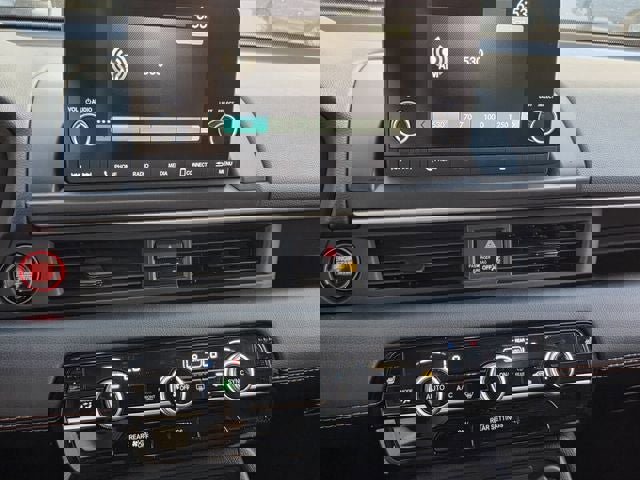 Used 2023 Honda Pilot Sport image 19