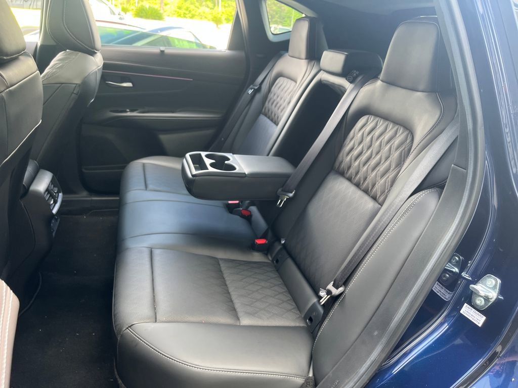 Certified 2025 Nissan Murano Platinum w/ Cargo Package image 30