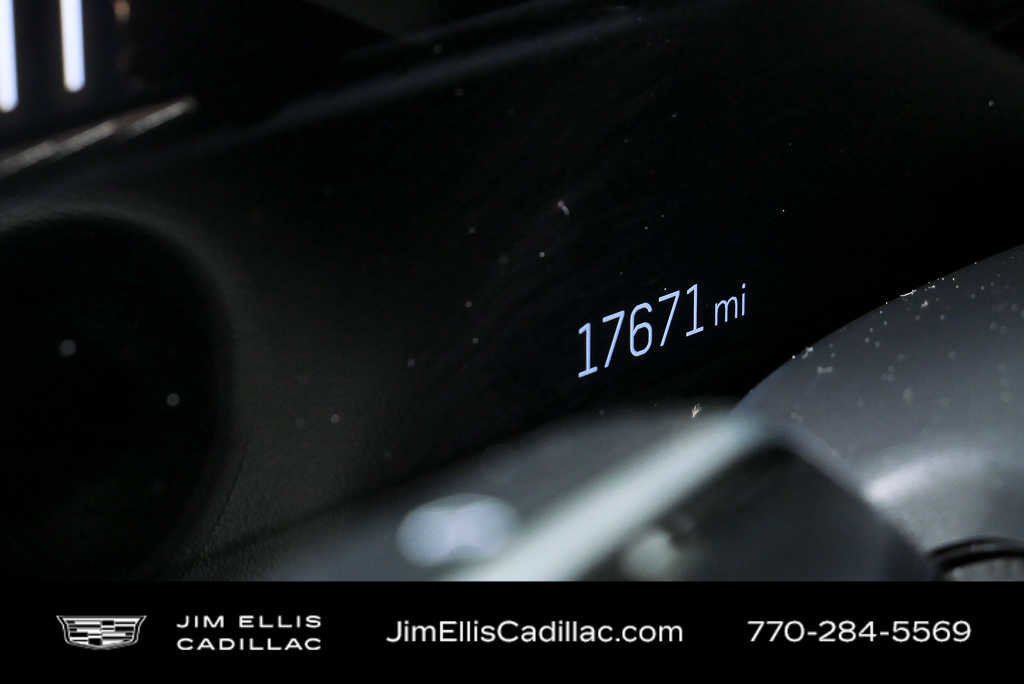 Used 2024 Cadillac Lyriq Sport image 6