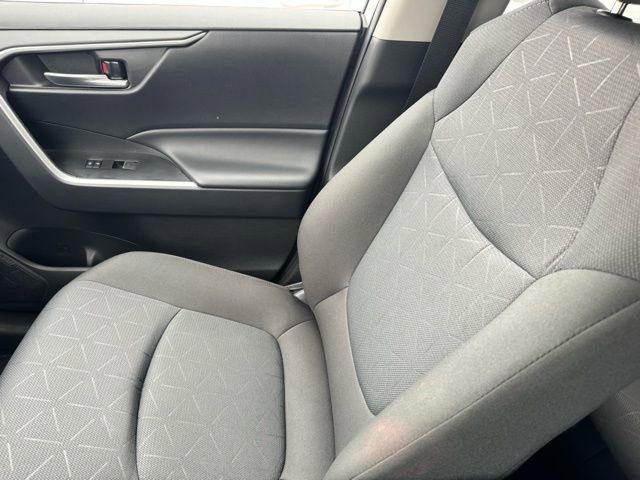 Certified 2025 Toyota RAV4 XLE image 18