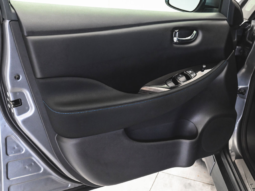Used 2023 Nissan Leaf SV Plus FWD image 8