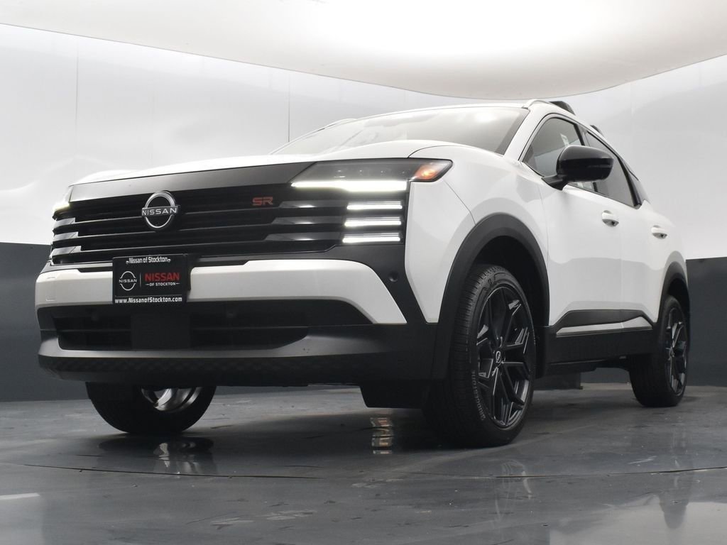 New 2026 Nissan Kicks SR w/ Illumination Package image 38