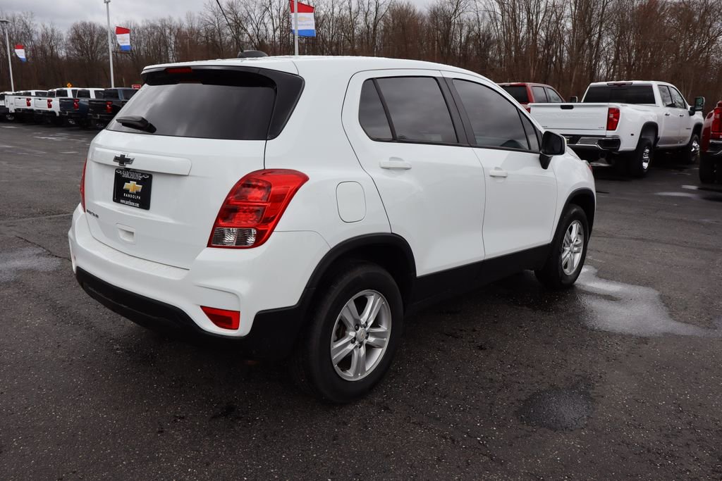 Used 2021 Chevrolet Trax LS w/ Tint and Cruise Package image 28