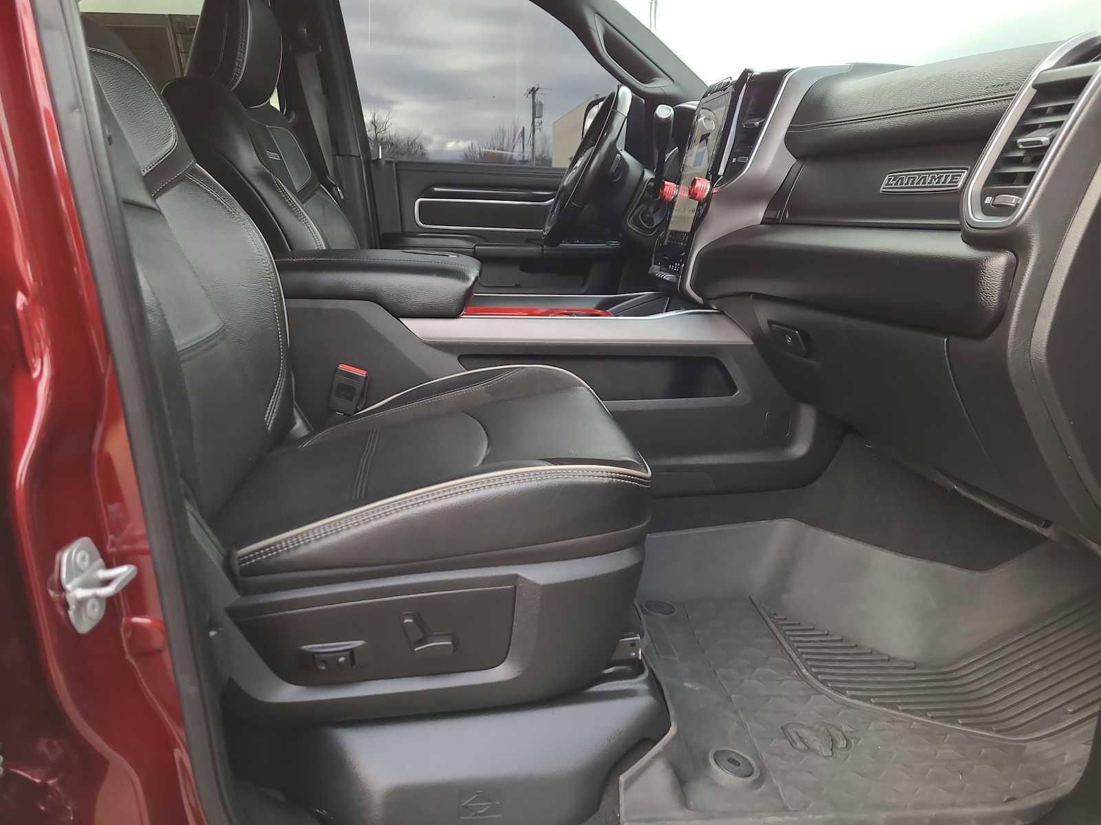 Used 2022 RAM 2500 Laramie w/ Night Edition image 22