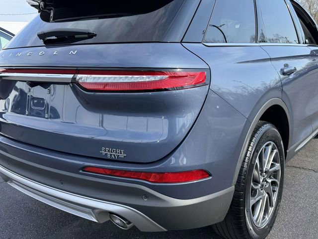 Used 2022 Lincoln Corsair AWD w/ Equipment Group 101A image 5