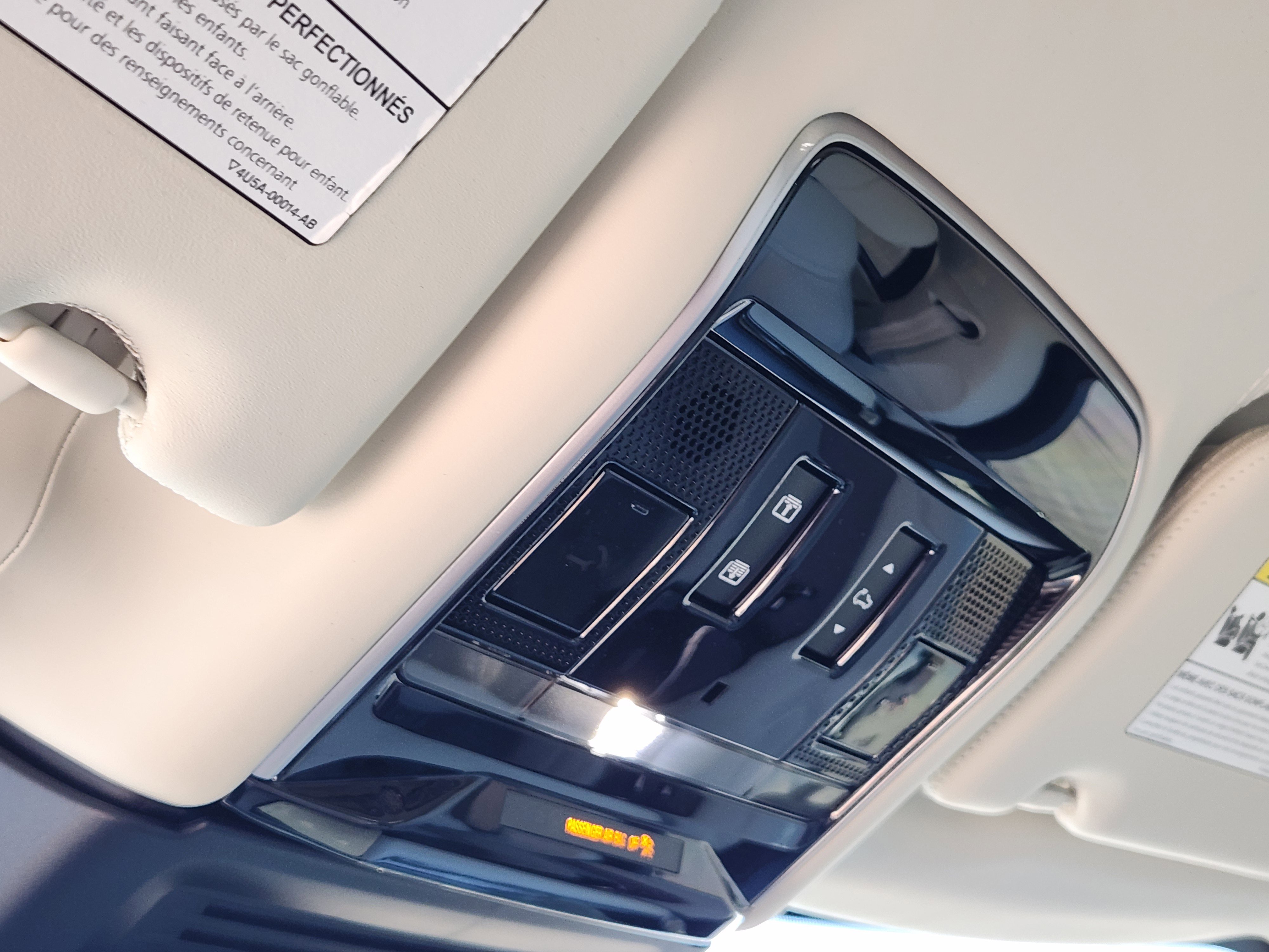 Certified 2024 Land Rover Range Rover Long Wheelbase Autobiography image 27