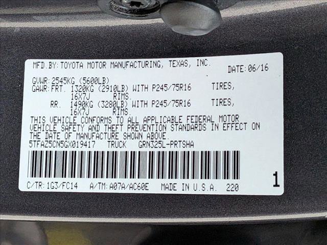 Used 2016 Toyota Tacoma SR5 w/ Towing Package image 24