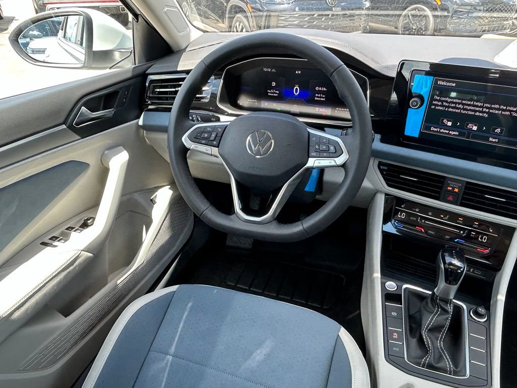 New 2026 Volkswagen Jetta SE FWD image 9