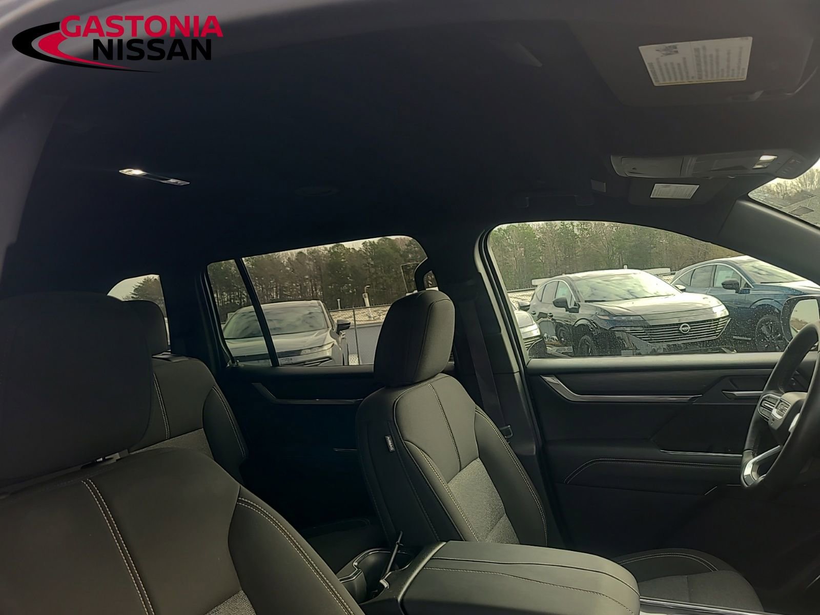 Used 2025 GMC Acadia Elevation image 18