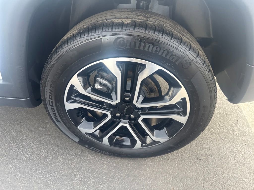 Certified 2022 Jeep Compass Limited image 32