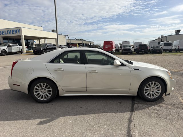 Used 2011 Cadillac CTS Luxury RWD image 6