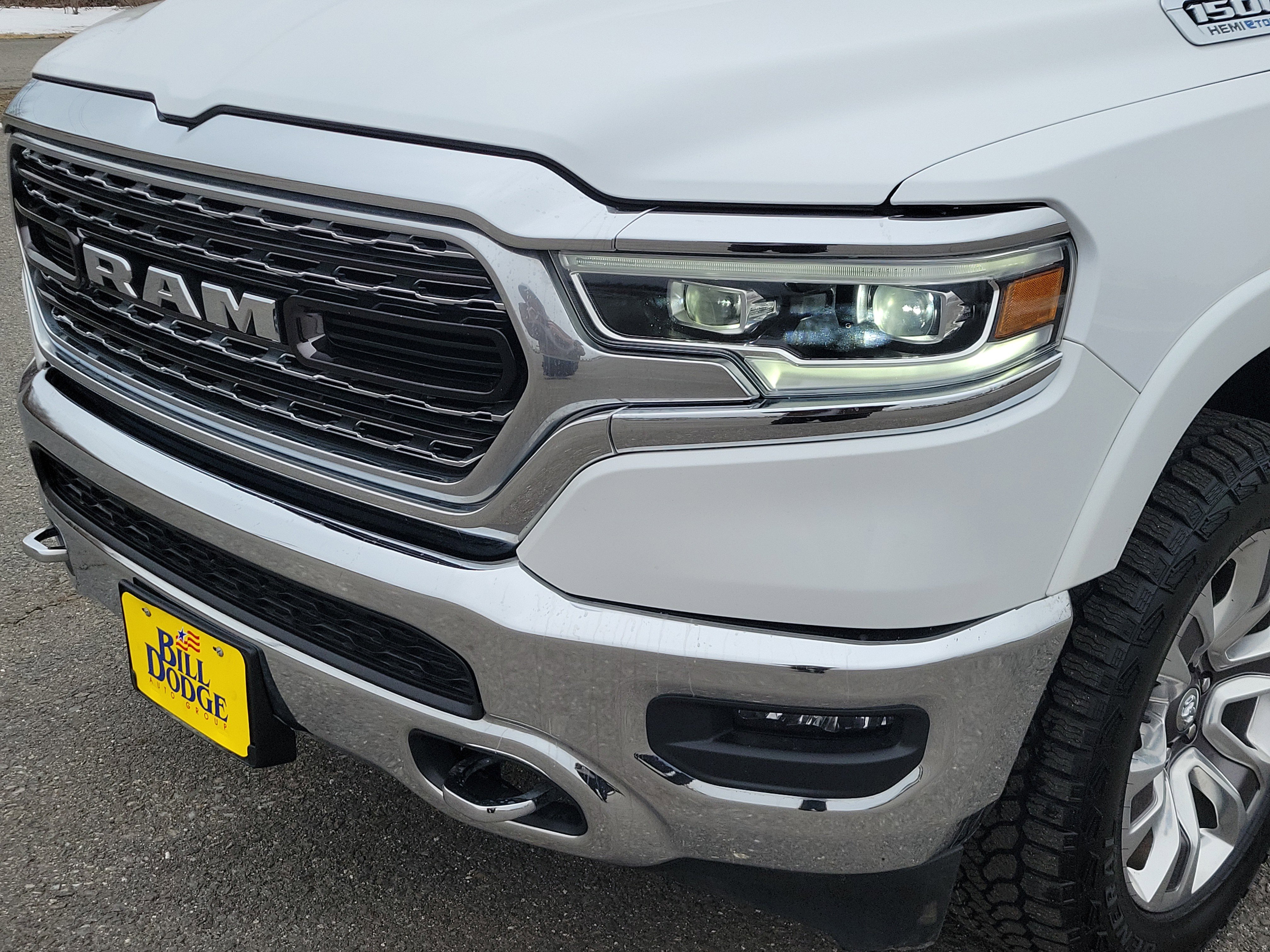 Used 2023 RAM 1500 Limited image 9