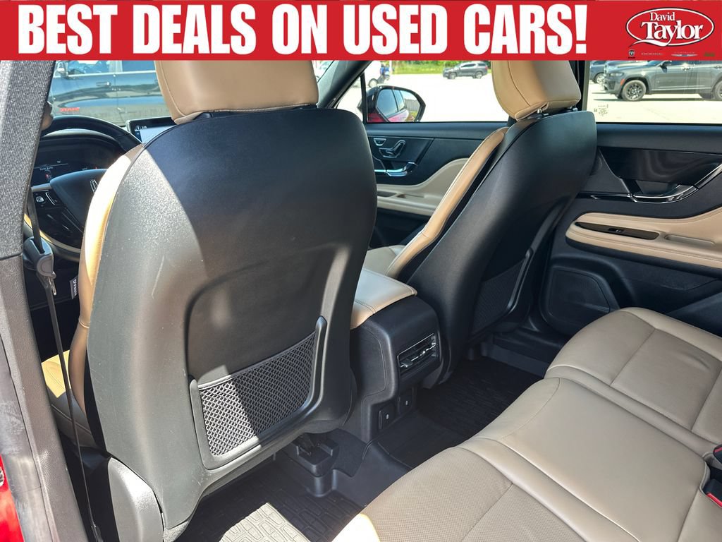 Used 2023 Lincoln Corsair Reserve w/ Jet Appearance Package AWD/4WD image 22