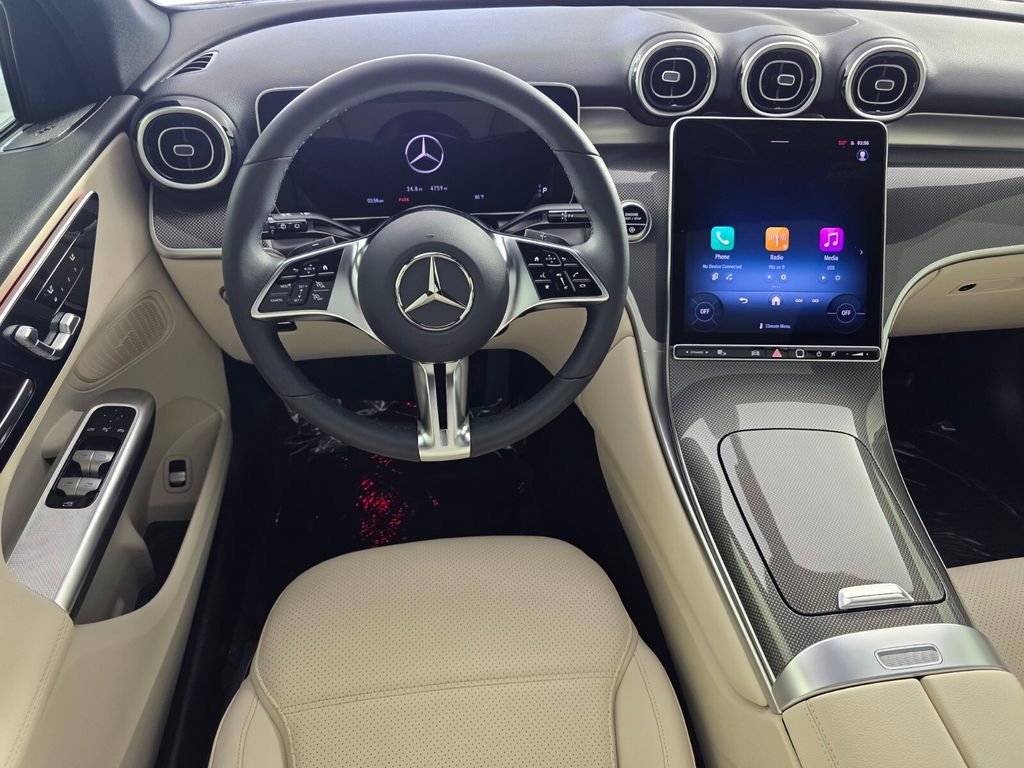 Certified 2025 Mercedes-Benz GLC 300 image 13