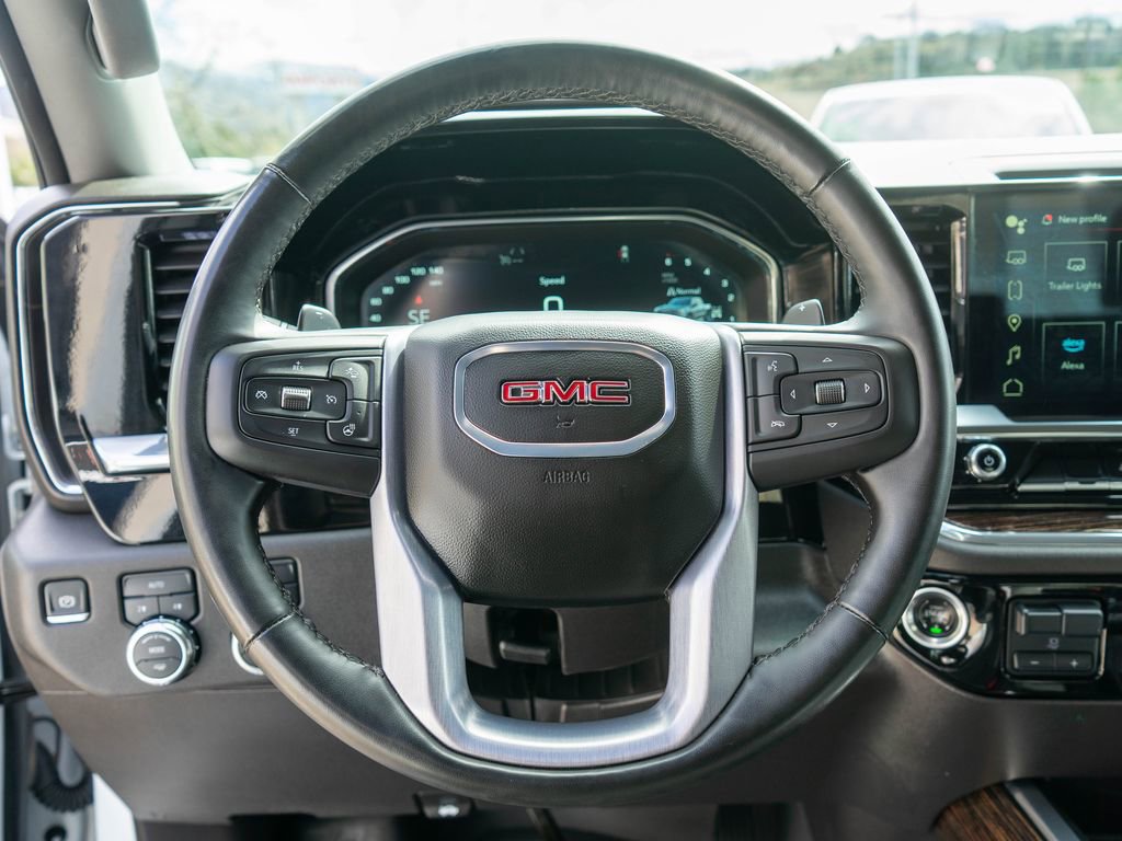 Used 2024 GMC Sierra 1500 Elevation image 14