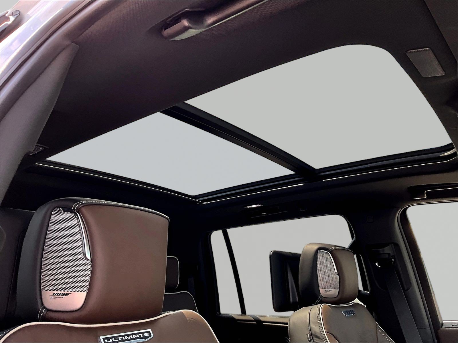 New 2026 GMC Yukon XL Denali Ultimate w/ LPO, Floor Liner Package AWD/4WD image 12