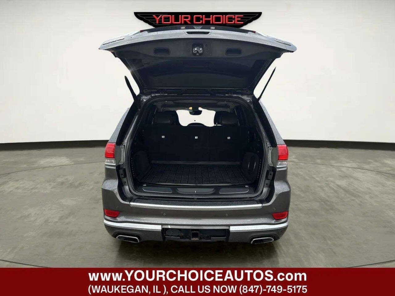 Used 2018 Jeep Grand Cherokee Summit w/ Platinum Series Group AWD/4WD image 15