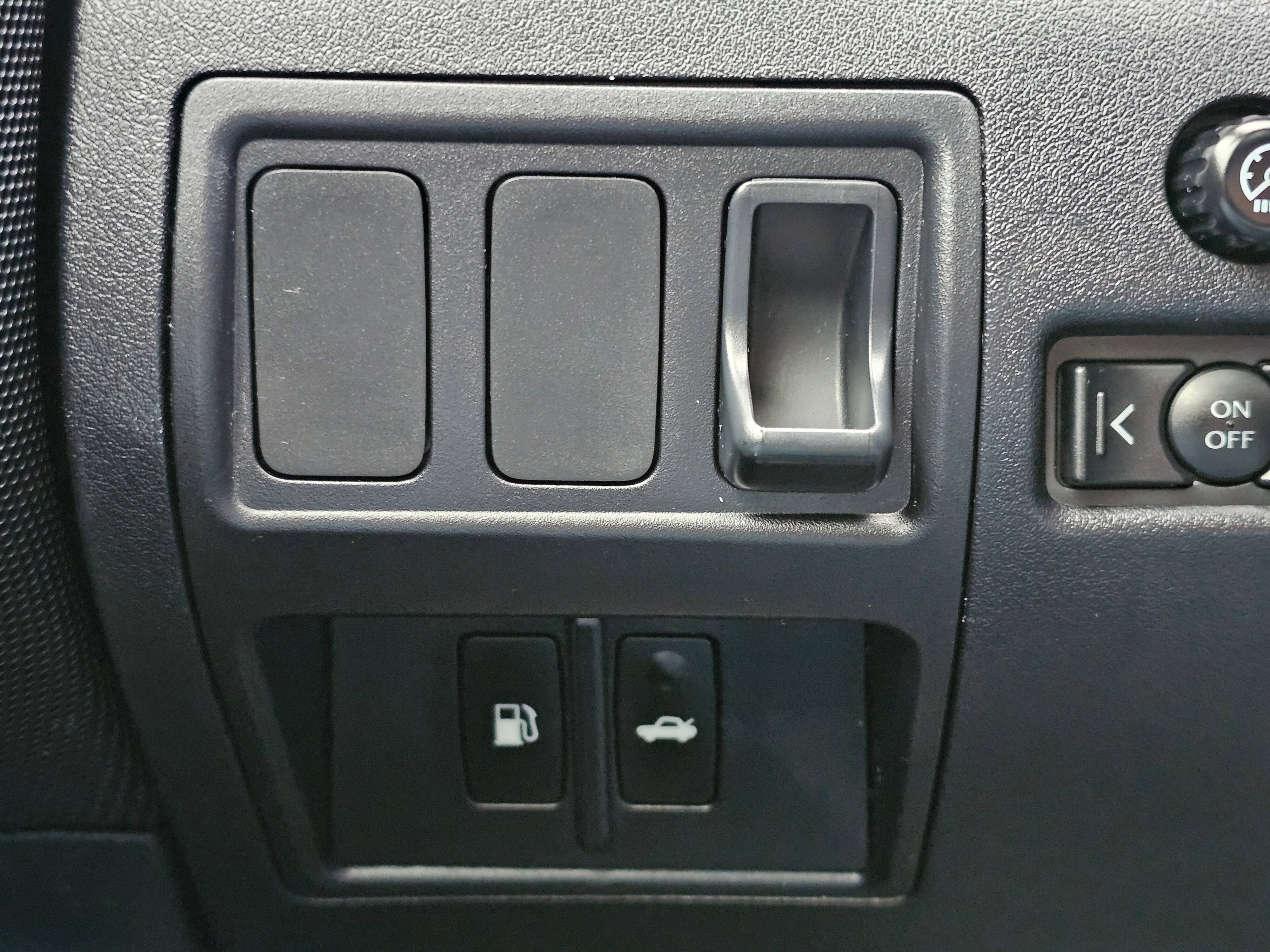 Used 2009 Lexus IS 250 AWD image 34