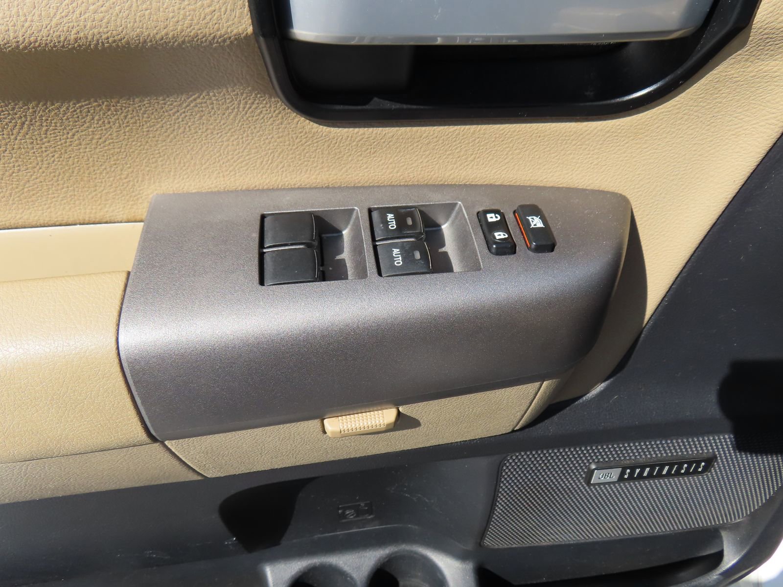 Used 2015 Toyota Sequoia Limited image 16