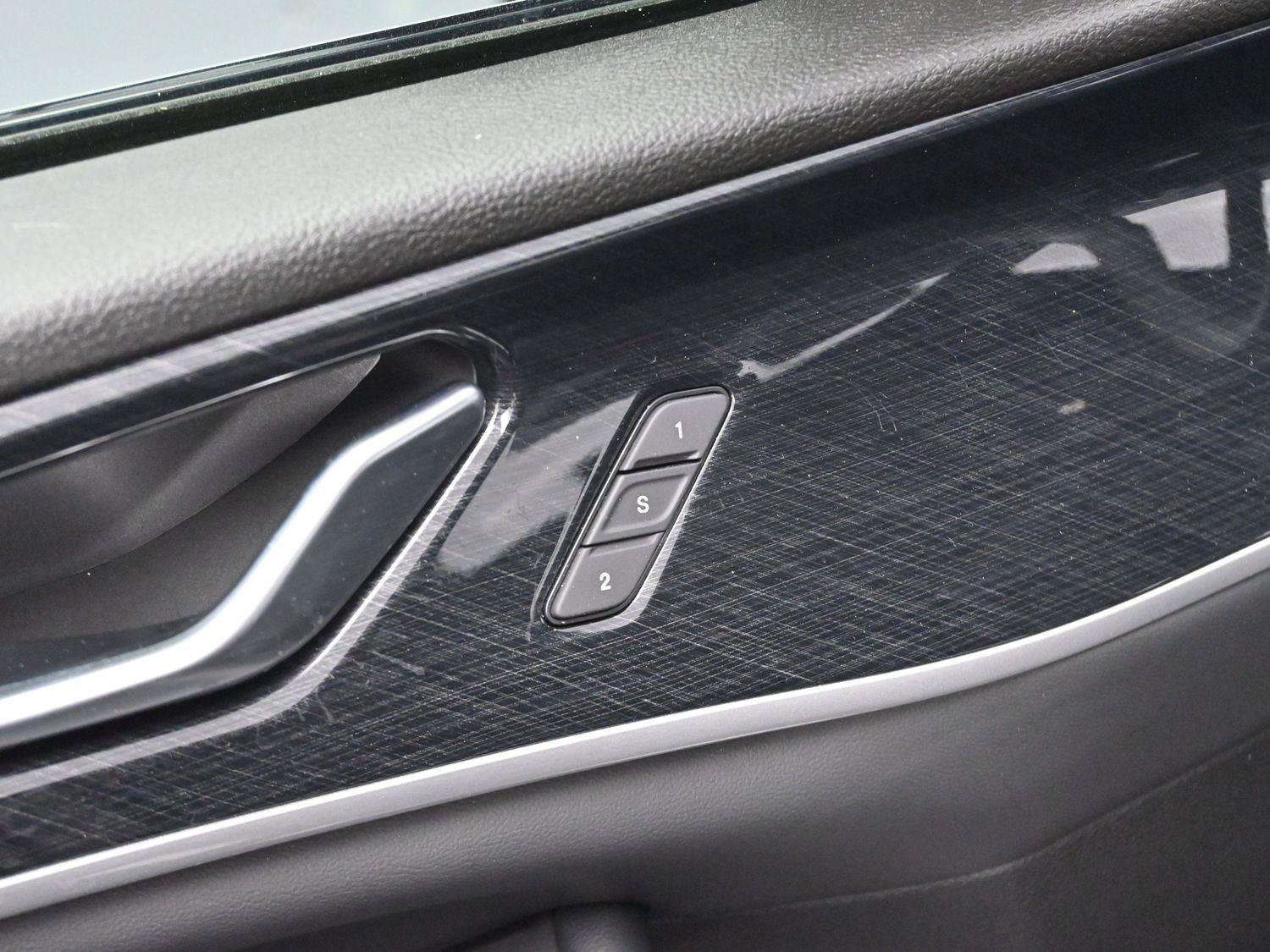 Used 2022 Jeep Grand Cherokee Trailhawk w/ Luxury Tech Group III AWD/4WD image 10