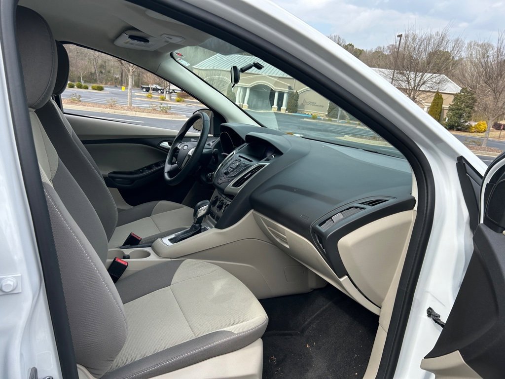 Used 2013 Ford Focus SE image 30