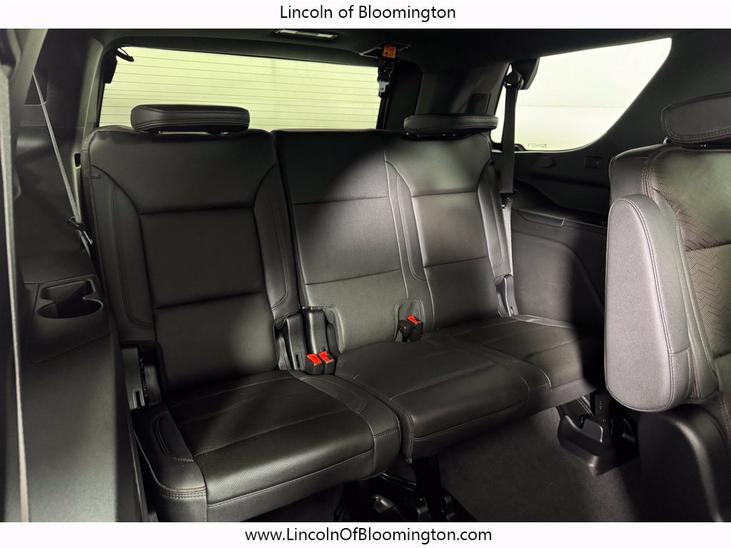 Used 2024 Chevrolet Tahoe High Country AWD/4WD image 13