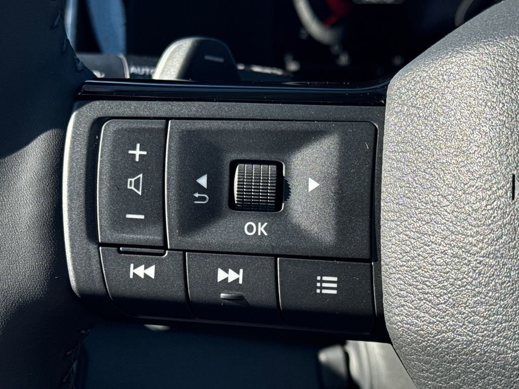 New 2026 Nissan Pathfinder Platinum image 39