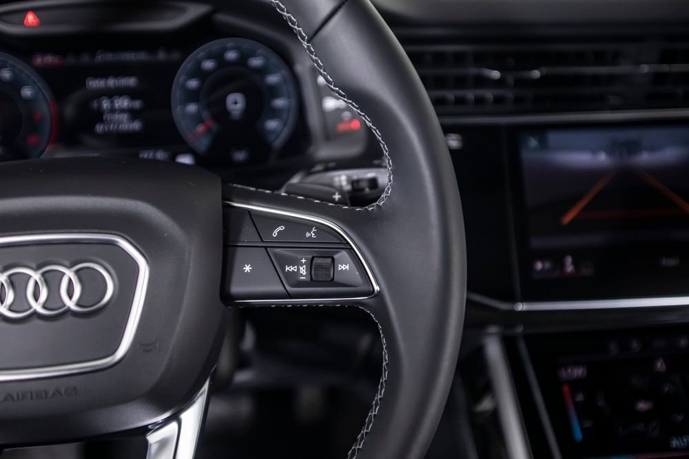 Used 2026 Audi Q8 Premium Plus AWD/4WD image 38