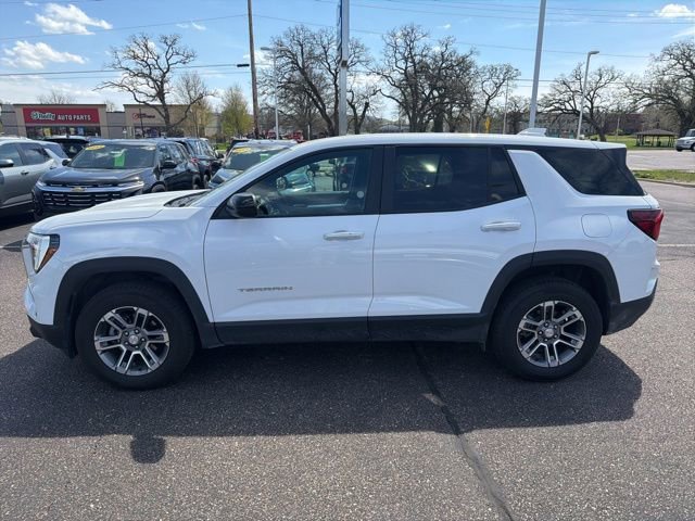 Used 2026 GMC Terrain Elevation image 9