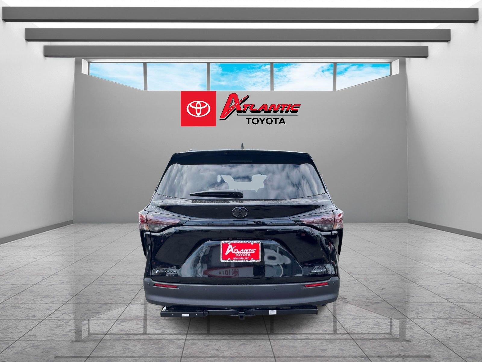 New 2026 Toyota Sienna XLE Woodland Edition AWD/4WD image 7