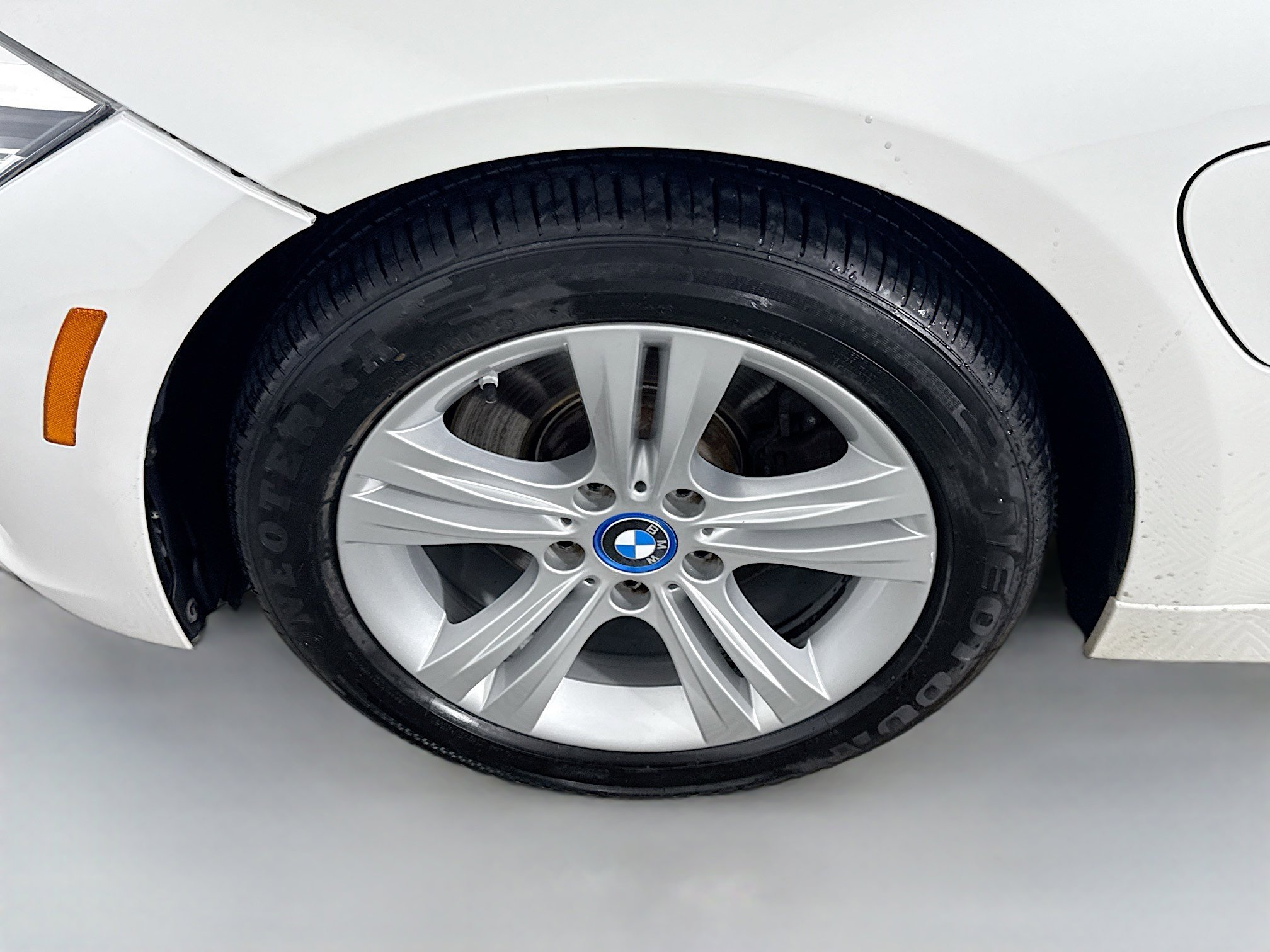 Used 2017 BMW 330e image 37