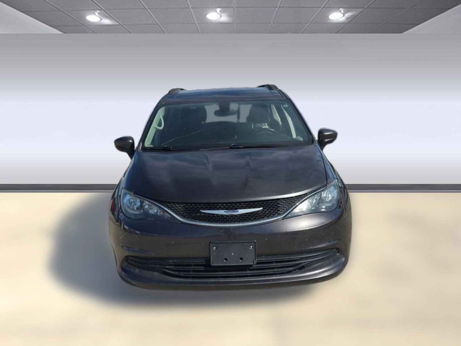 Used 2020 Chrysler Voyager Lxi image 6