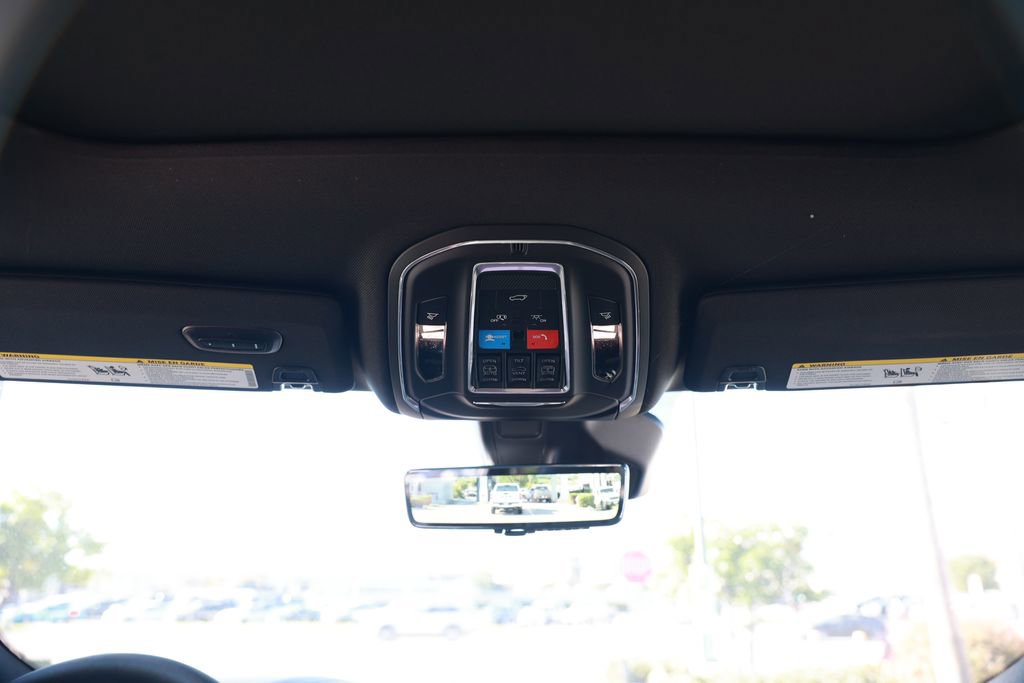 New 2025 Jeep Grand Cherokee Overland w/ Luxury Tech Group IV image 27